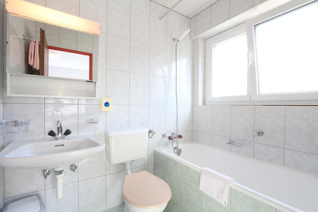 Hotel Garni Domino Saas Fee Exteriör bild