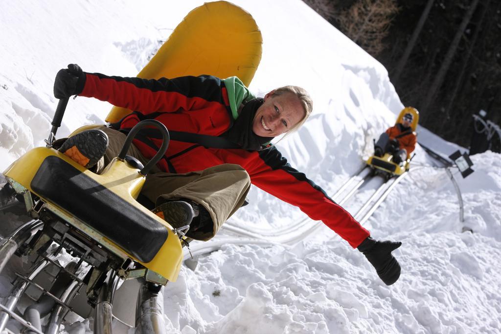 Hotel Garni Domino Saas Fee Exteriör bild