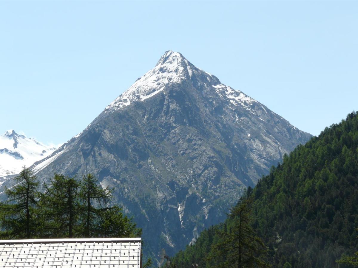 Hotel Garni Domino Saas Fee Exteriör bild