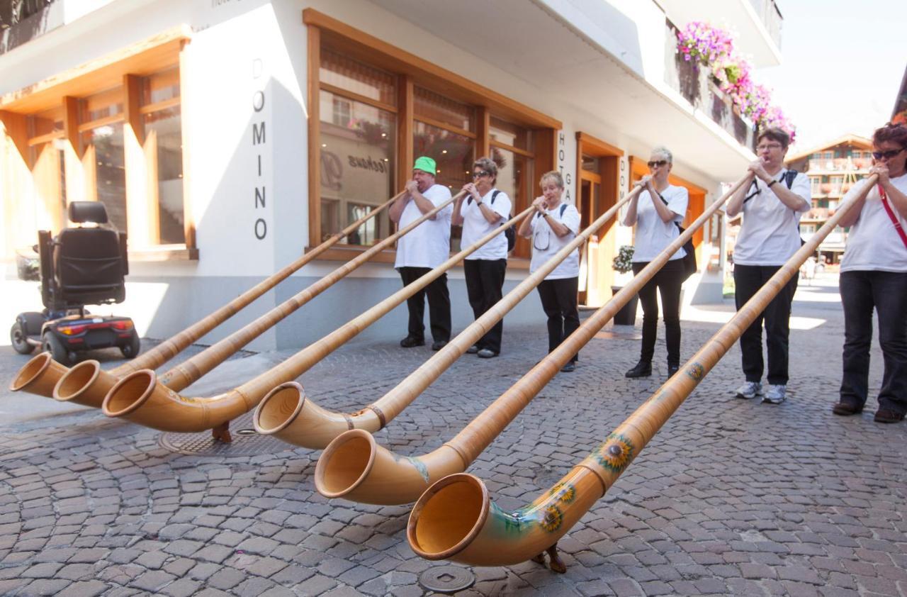 Hotel Garni Domino Saas Fee Exteriör bild
